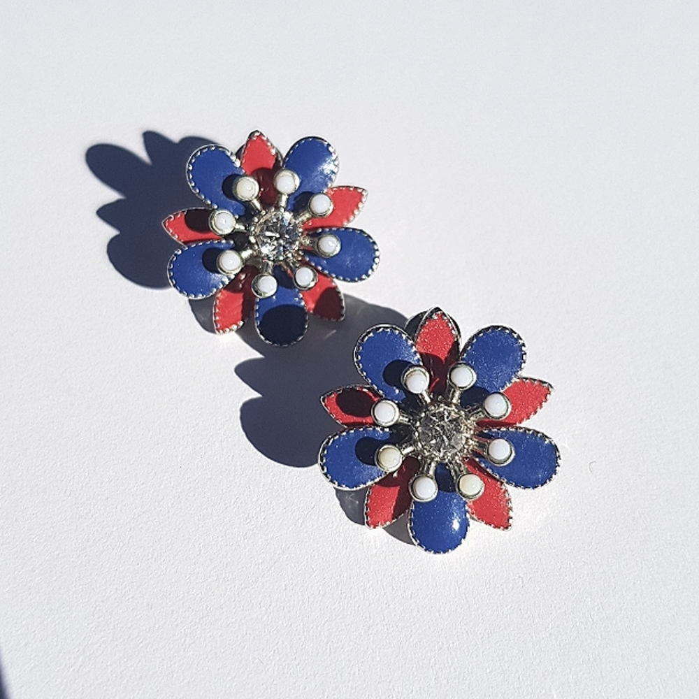 COLLECTION XIIX Floret Enamel Crystal Earrings